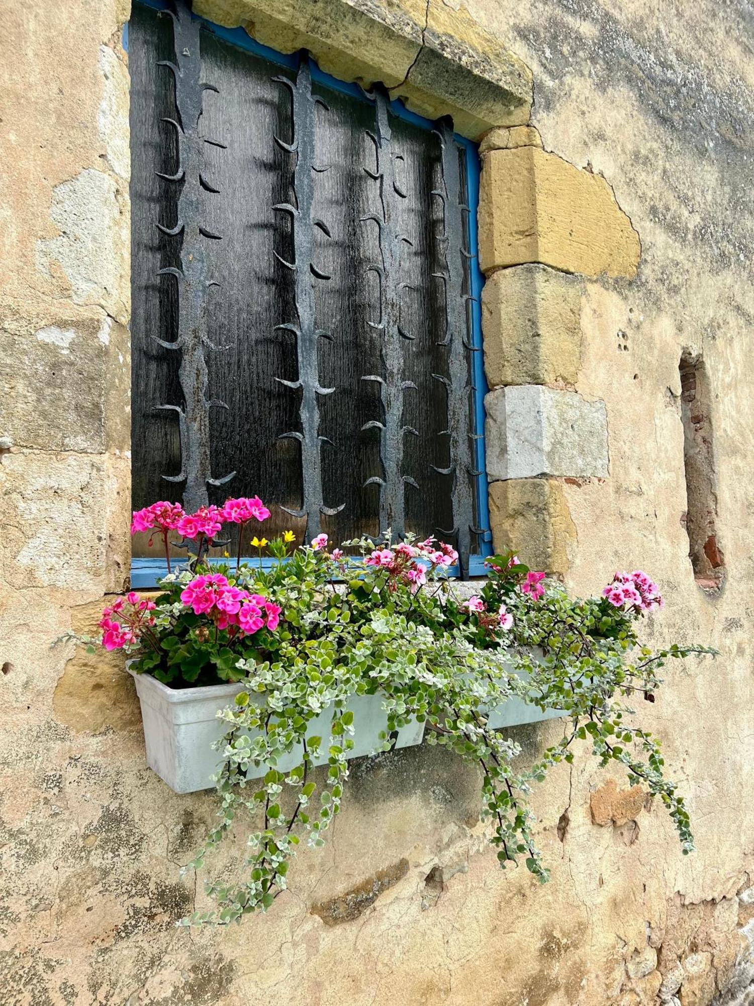 La Maison Anglaise Monpazier Exterior photo